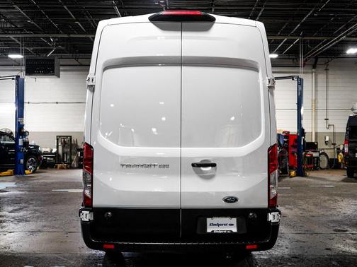 Oxford White 2025 Ford Transit-250 Base