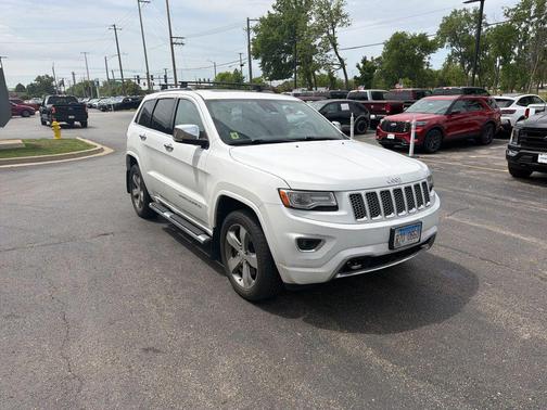 Bright White Clearcoat 2014 Jeep Grand Cherokee Overland