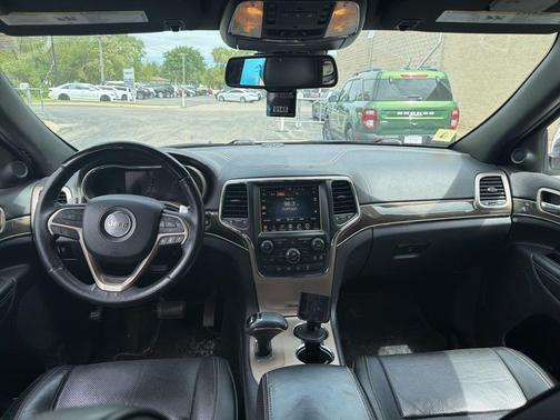 Bright White Clearcoat 2014 Jeep Grand Cherokee Overland