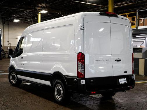 Oxford White 2024 Ford Transit-250 Base