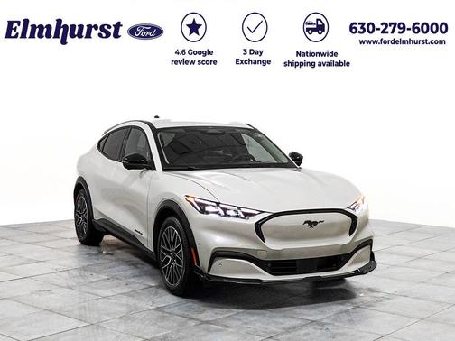 Star White Metallic Tri-Coat 2024 Ford Mustang Mach-E Premium