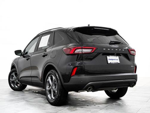 Agate Black Metallic 2025 Ford Escape ST-Line Select