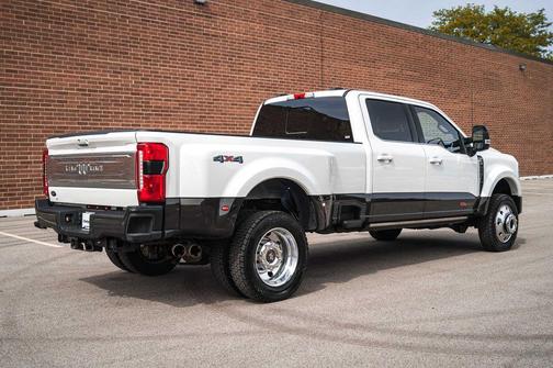 Star White Metallic Tri-Coat 2025 Ford F-450 King Ranch