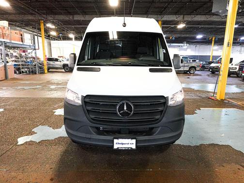 2024 Mercedes-Benz Sprinter 2500 Crew 144 WB