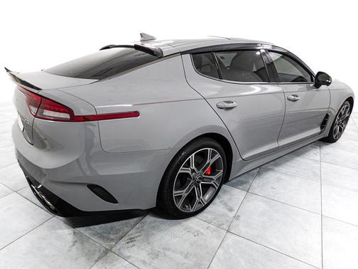 Ceramic Silver 2023 Kia Stinger GT2