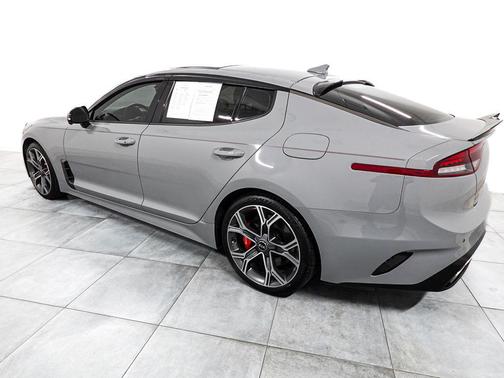 Ceramic Silver 2023 Kia Stinger GT2