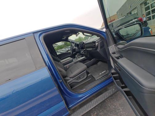 Atlas Blue Metallic 2022 Ford F-150 XLT