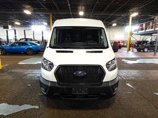 Oxford White 2023 Ford Transit-250 Base