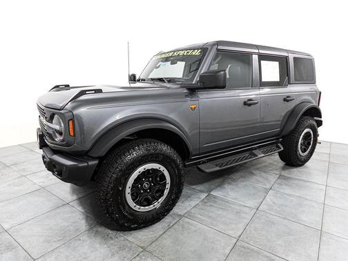 Gray 2026 Ford Bronco Badlands
