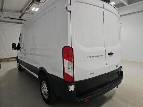 Oxford White 2023 Ford Transit-250 Base
