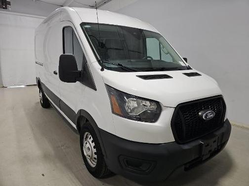 Oxford White 2023 Ford Transit-250 Base