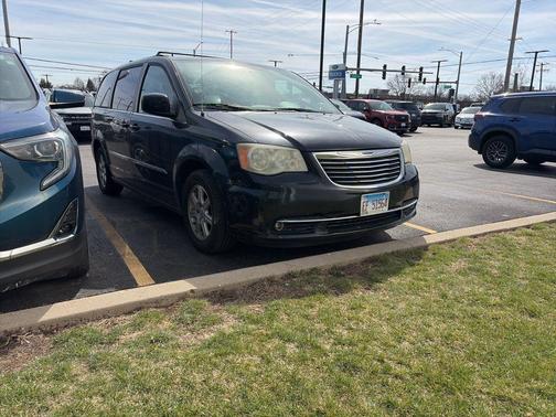 2012 Chrysler Town & Country Touring