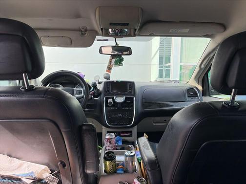 2012 Chrysler Town & Country Touring