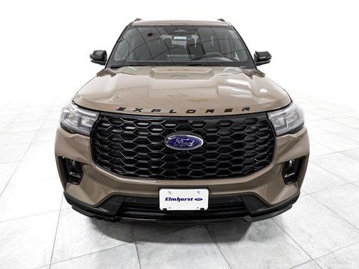 Gray 2026 Ford Explorer ST-Line