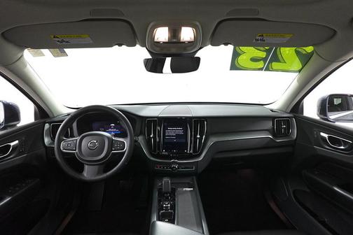 2023 Volvo XC60 B5 Core