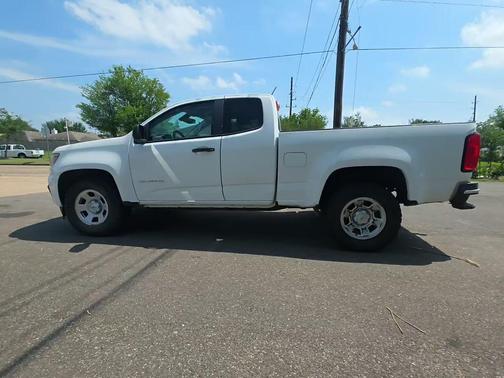 Summit White 2022 Chevrolet Colorado WT