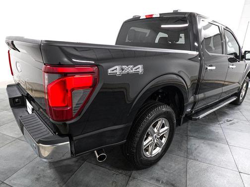 Agate Black Metallic 2025 Ford F-150 XLT