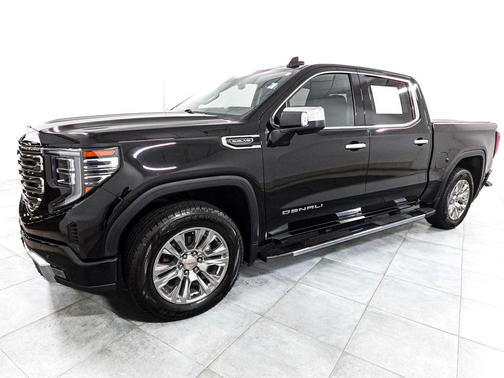 Onyx Black 2022 GMC Sierra 1500 Denali