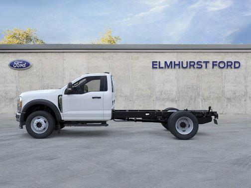 Oxford White 2026 Ford F-450 DRW