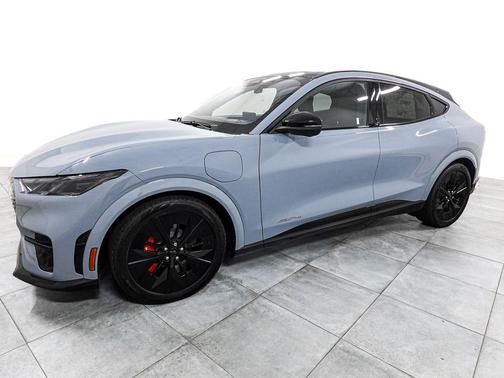 Glacier Gray Metallic TriCoat 2025 Ford Mustang Mach-E GT