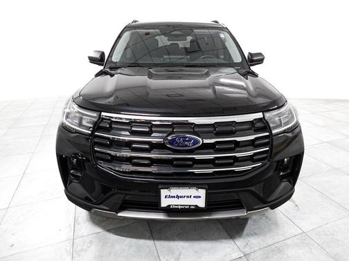 Agate Black Metallic 2025 Ford Explorer Active