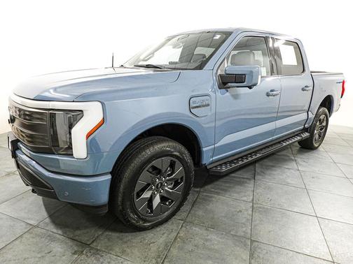 Azure Gray Metallic Tri-Coat 2023 Ford F-150 Lightning LARIAT