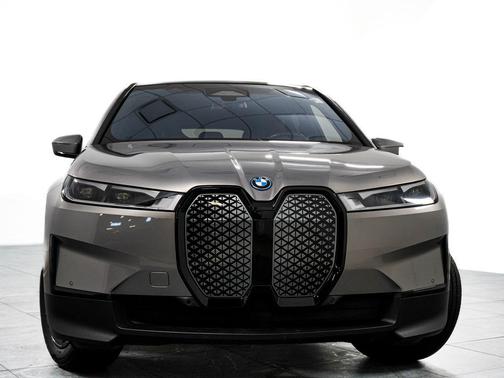 Gray Metallic 2023 BMW iX xDrive50