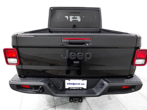 Black Clearcoat 2024 Jeep Gladiator Nighthawk