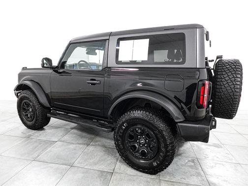 Shadow Black 2022 Ford Bronco Wildtrak