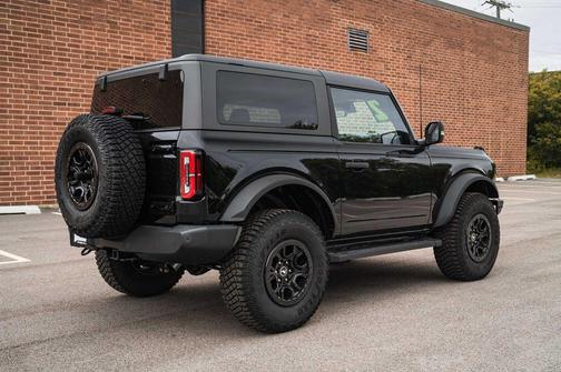 Shadow Black 2022 Ford Bronco Wildtrak