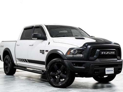 Bright White 2019 RAM 1500 SLT