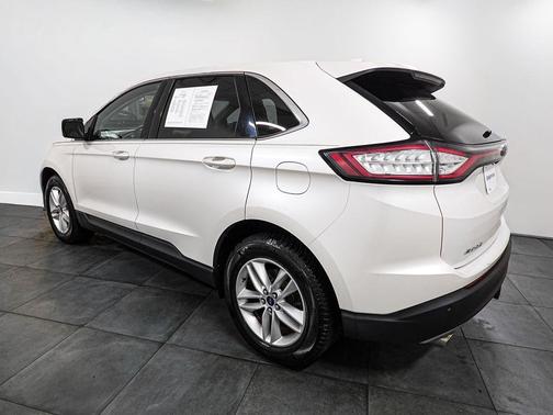 White Platinum Clearcoat Metallic 2015 Ford Edge SEL