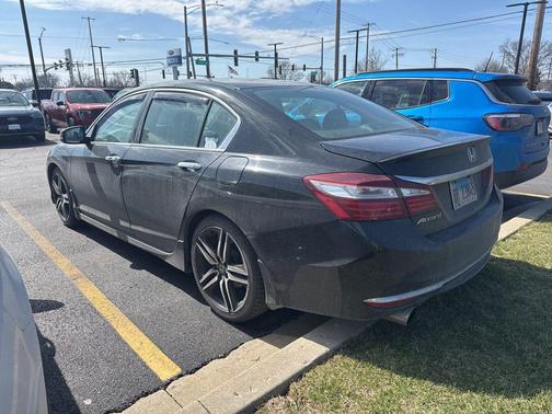 Crystal Black Pearl 2017 Honda Accord Sport SE