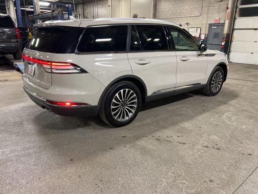 2020 Lincoln Aviator Reserve AWD