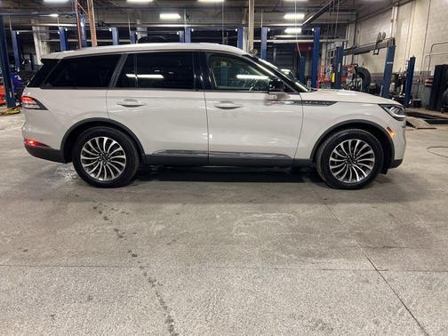 2020 Lincoln Aviator Reserve AWD