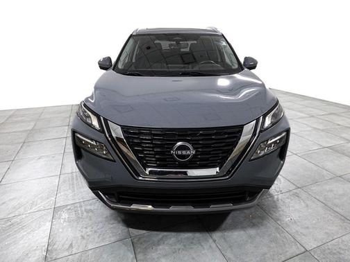 Boulder Gray Pearl 2023 Nissan Rogue SL
