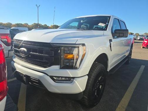 Oxford White 2023 Ford F-150 XLT