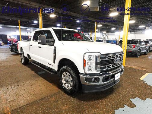 Oxford White 2024 Ford F-250 XLT