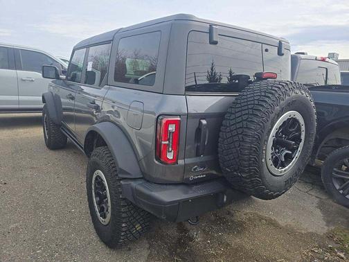Grey 2024 Ford Bronco Badlands