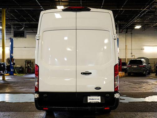 Oxford White 2021 Ford Transit-250 Base