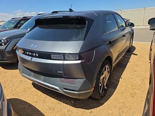 Shooting Star (Matte Gray) 2024 Hyundai IONIQ 5 SEL