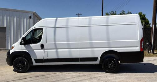 Bright White Clearcoat 2023 RAM ProMaster 3500 High Roof