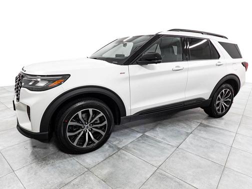 White 2026 Ford Explorer ST-Line