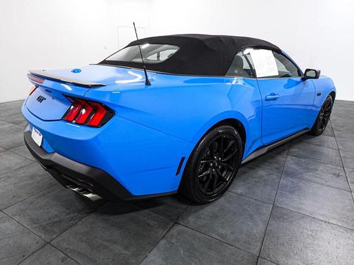 Grabber Blue Metallic 2025 Ford Mustang GT Premium