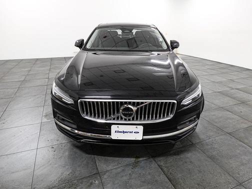 Onyx Black Metallic 2025 Volvo S90 B6 Plus