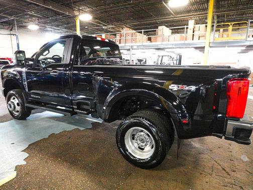 Agate Black Metallic 2023 Ford F-350 XLT
