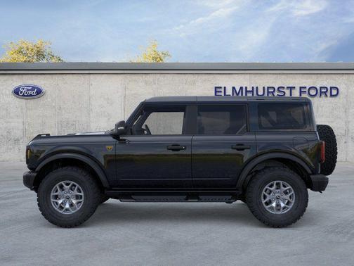 Shadow Black 2025 Ford Bronco Badlands