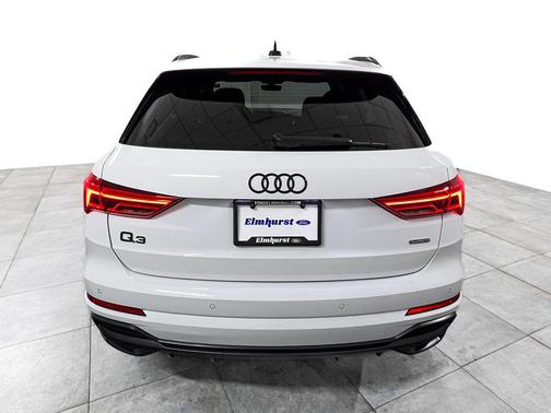 Glacier White Metallic 2022 Audi Q3 45 S line Premium Plus