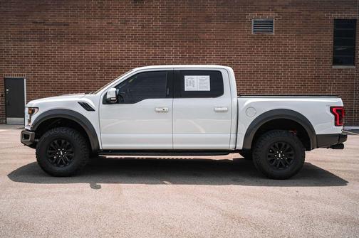Oxford White 2020 Ford F-150 Raptor