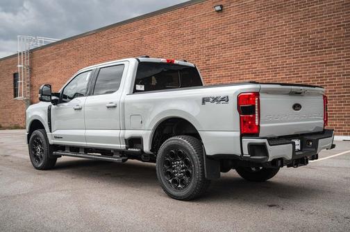 Avalanche 2026 Ford F-250 Lariat